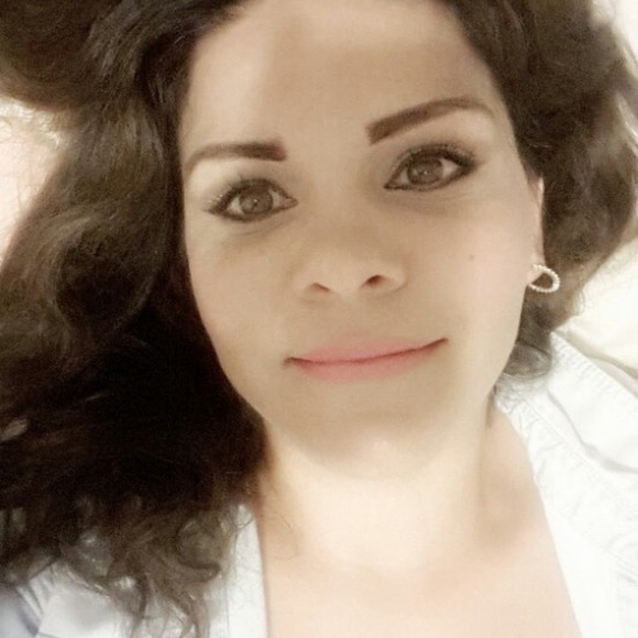 Meet your Posher, Marisol - Picture 1 of 1